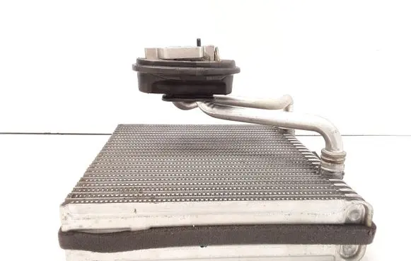 Audi A3 S3 A3 Sportback 8P Heater blower radiator 1K0820679 F666902Z F666902ZF