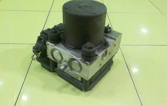 Hyundai Santa Fe ABS Pump 0265230762