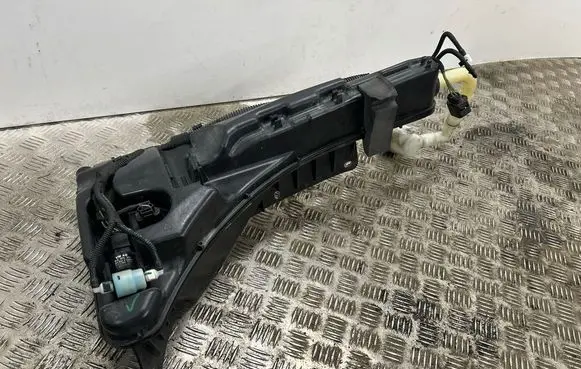 Volkswagen Tiguan Allspace Windshield washer fluid reservoir/tank 5NN955453C 5NN955449B