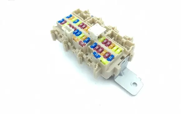 Nissan X-Trail T32 Fuse module