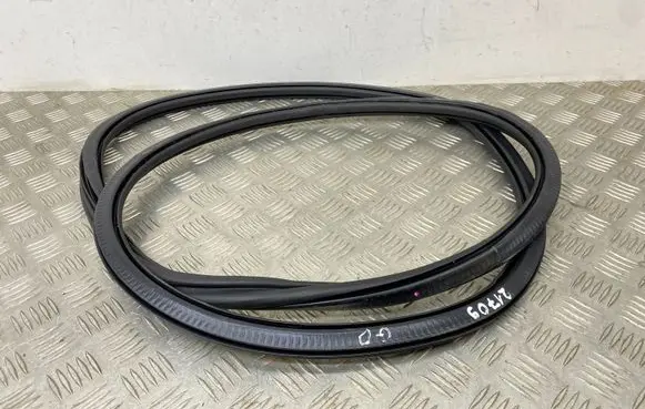 Audi A6 C7 Rubber seal rear door 