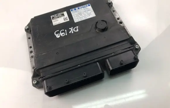 Toyota Prius (XW30) Engine control unit/module 8966147C20