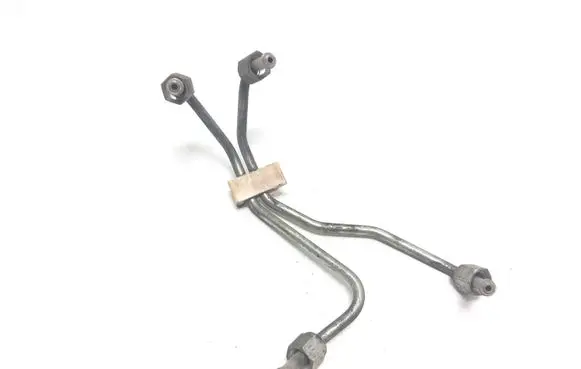 Volvo S80 Fuel line pipe