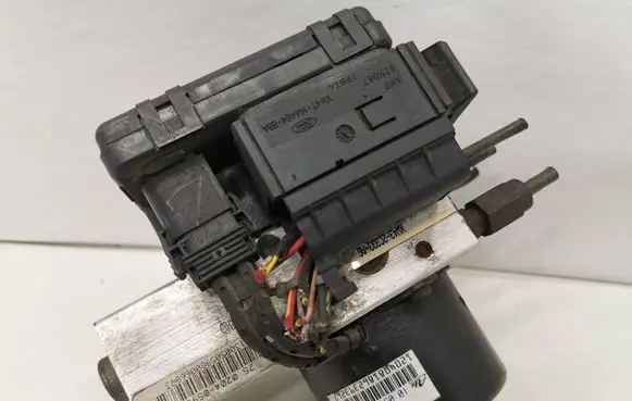 Jaguar S-Type ABS Pump XW432C219AE XW432C333AG