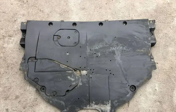 Mazda 6 Engine splash shield/under tray GHR556071