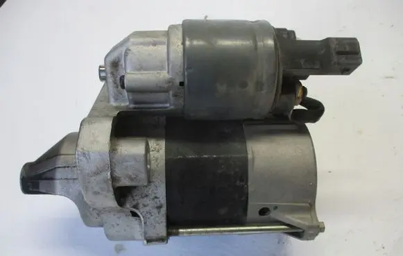 Citroen C3 Starter motor 9812715380