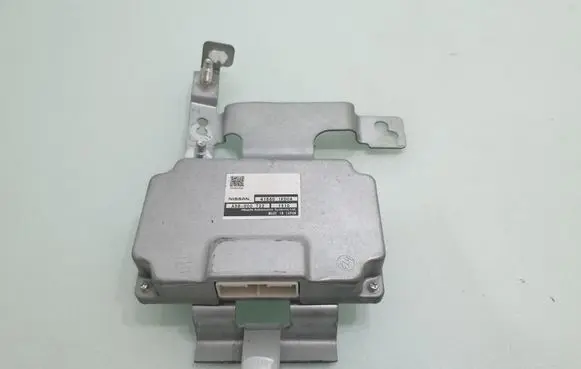 Nissan Juke I F15 Transfer box differential control unit 416501KD0A