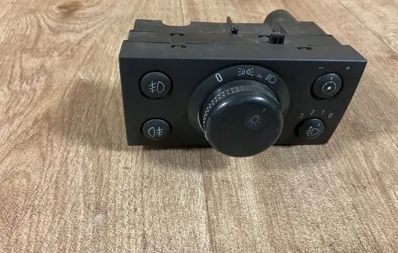 Light switch