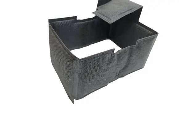 Battery box tray
