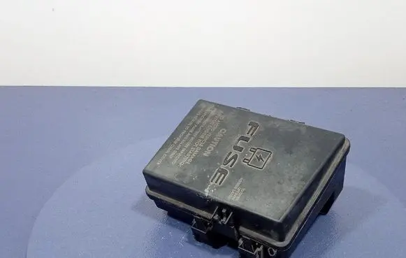 Chrysler Pacifica Fuse box set 05082790AH
