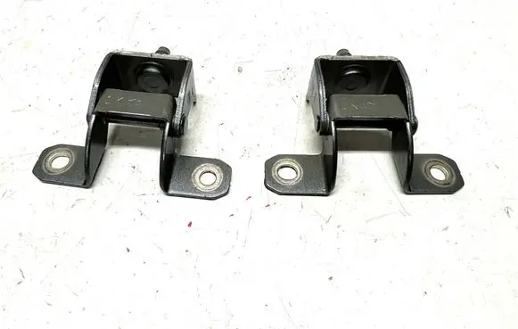 Nissan Juke I F15 Tailgate/trunk/boot hinge