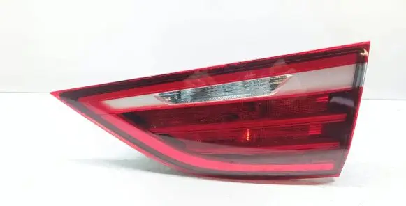 BMW 2 F46 Tailgate rear/tail lights 7461610