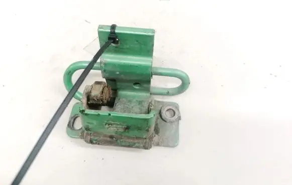 Audi A4 S4 B5 8D Rear door lower hinge 4A0833412A