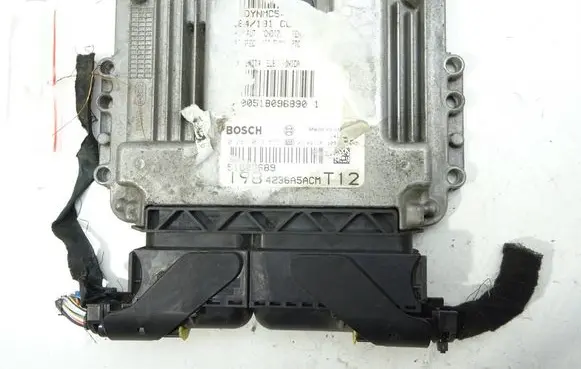Fiat Bravo Engine control unit/module ECU 0281013577