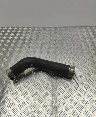 BMW 4 F32 F33 Intercooler hose/pipe 8513851