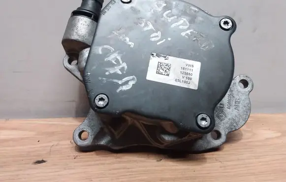 Skoda Superb B6 (3T) Vacuum pump 03L145112 03L145207 03L100J