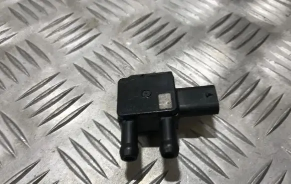 BMW 5 GT F07 Air pressure sensor 780575801 7805758-01