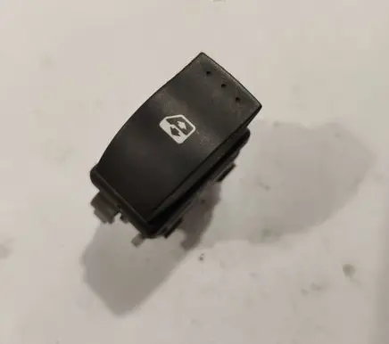 Renault Megane II Electric window control switch 220510C