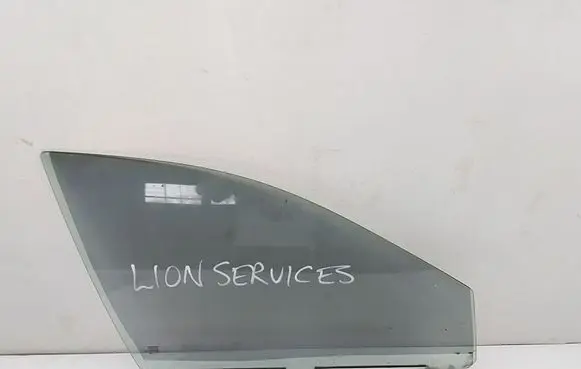 Volvo XC90 Front door window glass four-door 30779415