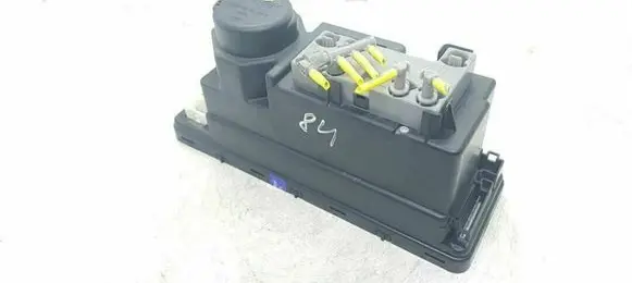 Mercedes-Benz C W202 Central locking vacuum pump 2088000448