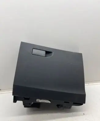 Peugeot 5008 II Glove box 10323 00218483