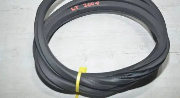 Rubber seal rear door
