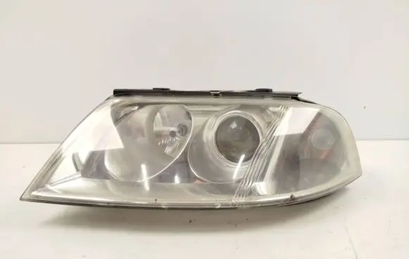 Volkswagen PASSAT B5.5 Headlight/headlamp 3B0941015AK 1EL00835001