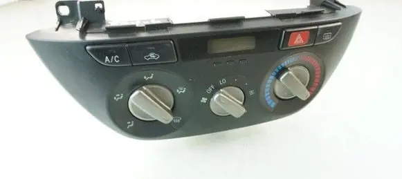 Toyota RAV 4 (XA20) Climate control unit 55900-42100