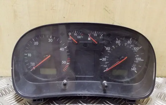 Volkswagen Golf IV Speedometer (instrument cluster) 1J0919930D