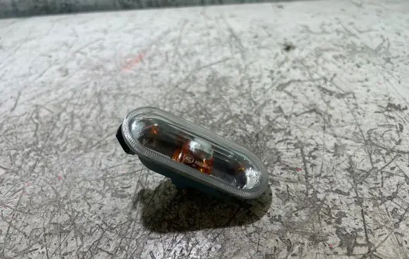 Volkswagen Transporter - Caravelle T5 Front fender indicator light 7E0949117 0215660 24C0