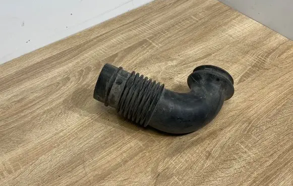 Mercedes-Benz Sprinter W906 Air intake duct part A9065280024 9065280024