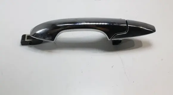 Honda CR-V Front door exterior handle