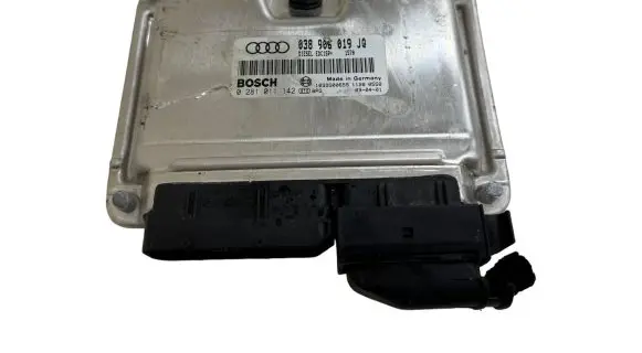 Audi A4 S4 B6 8E 8H Engine control unit/module 038906019JQ 0281011142 1039S00655