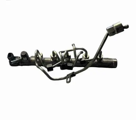 Volvo V70 Fuel main line pipe 31303612
