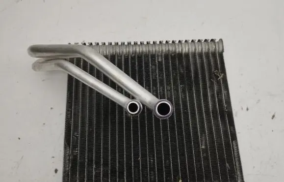 Air conditioning (A/C) radiator (interior)