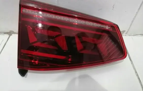 Volkswagen PASSAT B8 Rear/tail lights set 