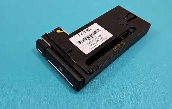 Audi A4 S4 B7 8E 8H Glove box 8E1941561E IMPRK1471403