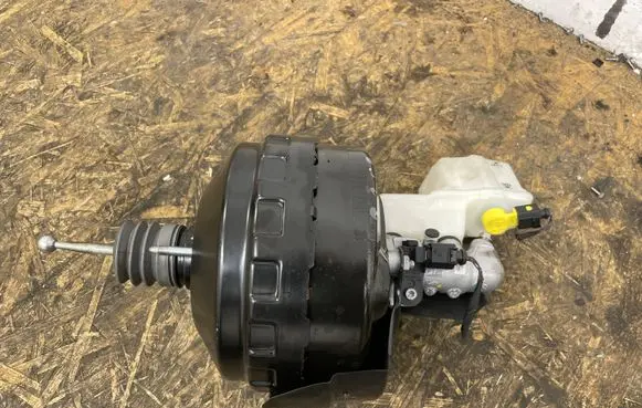 Volkswagen Tiguan Brake booster 3Q2614105G
