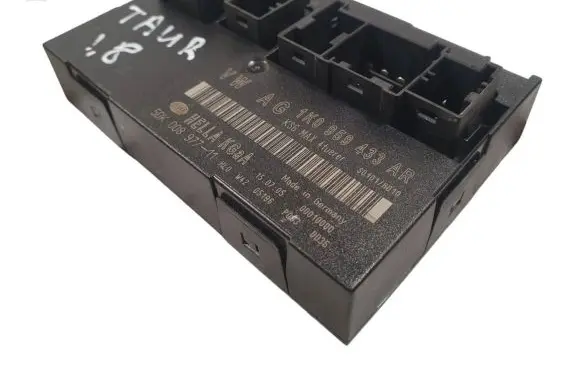 Volkswagen Touran I Comfort/convenience module 1K0959433AR 5DK00897711