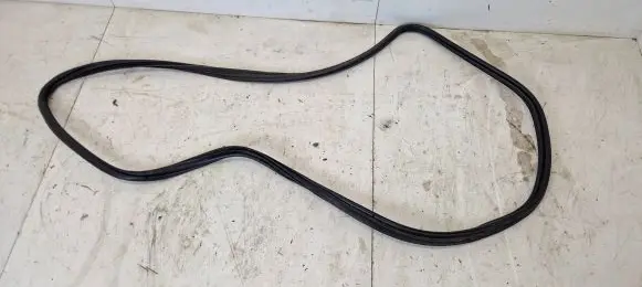 Saab 9-5 Seal rubber (tailgate) 12784402