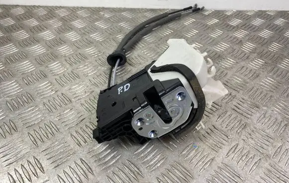 Hyundai Santa Fe Front door lock