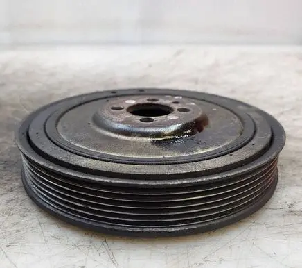Opel Zafira B Crankshaft pulley 55208280