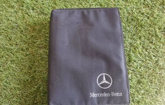 Mercedes-Benz C W203 Owners service history hand book 