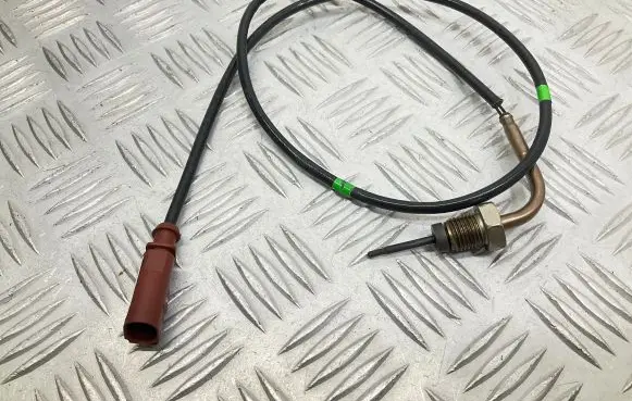 Audi Q2 - Exhaust gas temperature sensor 04L906088JE