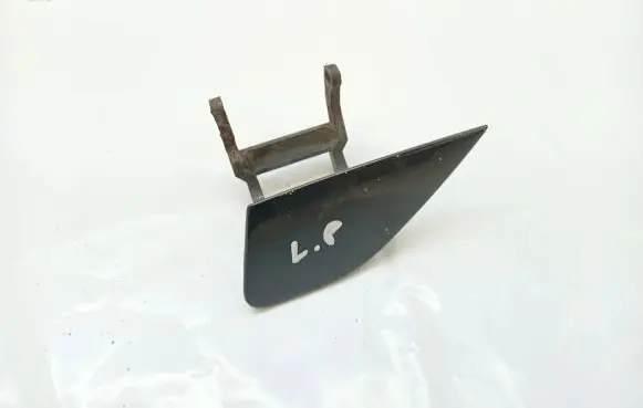 BMW 7 E65 E66 Front tow hook cap/cover 102681