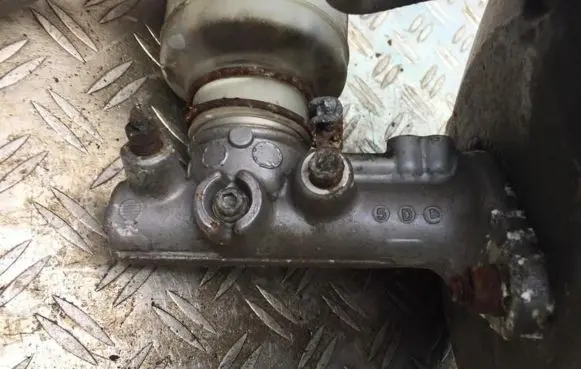 Honda Civic Master brake cylinder