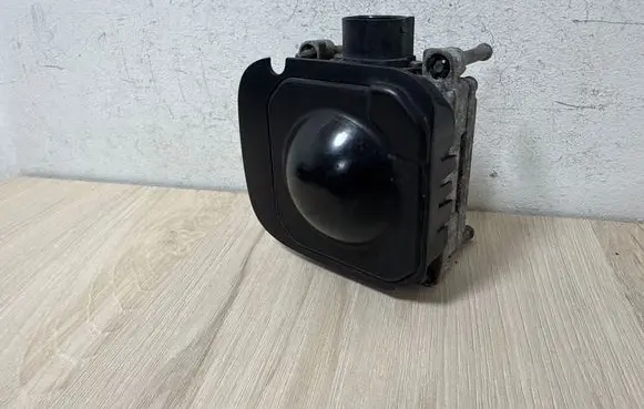 Volkswagen Touareg II Distronic sensor radar 7P6907541C 0203300215 7P6907541