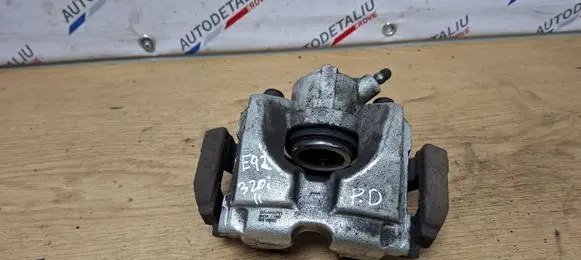 BMW 3 E92 E93 Front brake caliper B20322