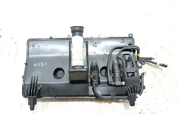 BMW iX Windshield washer fluid reservoir/tank 136982