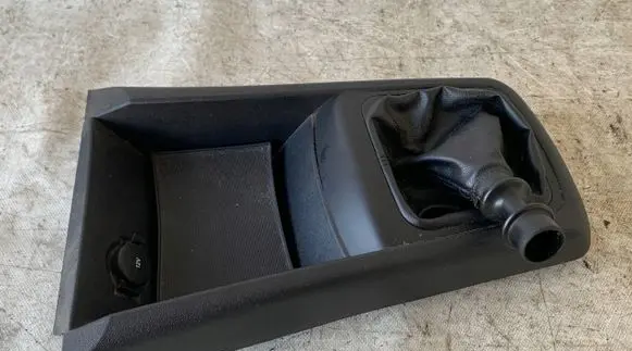 KIA Ceed Gear lever shifter trim leather/knob 846511H000